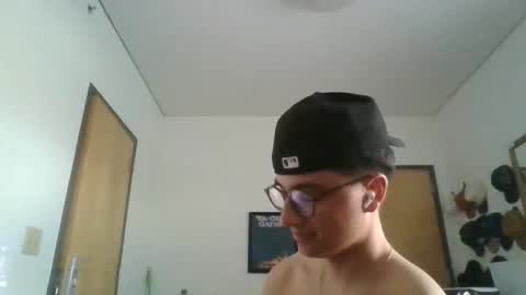 ImZacharyTyler online show from May 2026 11:57:01 PM