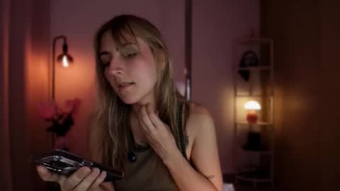 Linda Sofia help me get to 100 thumbs up online show from February 2026 11:56:02 PM