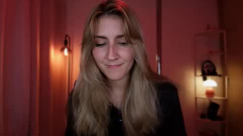 Snapshot of jacky_croft chatting on March 2026 02:06:01 AM Linda Sofia help me get to 100 thumbs up online show from March 2026 02:06:01 AM