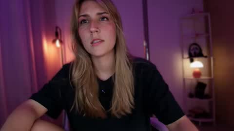 Snapshot of jacky_croft chatting on March 2026 01:20:01 AM Linda Sofia help me get to 100 thumbs up online show from March 2026 01:20:01 AM