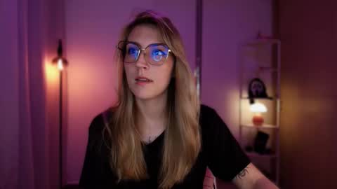 Snapshot of jacky_croft chatting on March 2026 01:00:02 AM Linda Sofia help me get to 100 thumbs up online show from March 2026 01:00:02 AM