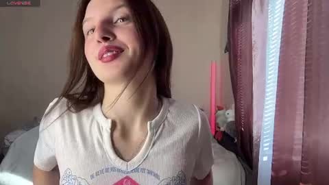 Snapshot of jaclynmalcolm chatting on June 2026 05:10:01 AM Lillian online show from June 2026 05:10:01 AM