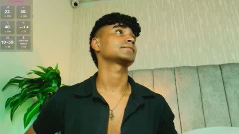 Jacobo online show from December 2025 08:37:02 PM