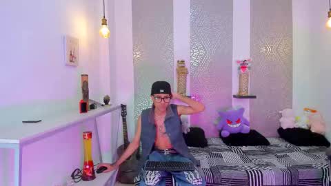 jacob_blackwell online show from November 2025 07:37:02 PM