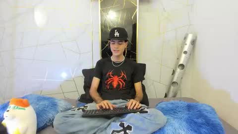 Snapshot of jacob_blackwell chatting on December 2025 07:43:02 PM jacob_blackwell online show from December 2025 07:43:02 PM