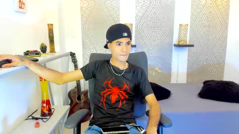 Snapshot of jacob_blackwell chatting on December 2025 07:32:01 PM jacob_blackwell online show from December 2025 07:32:01 PM