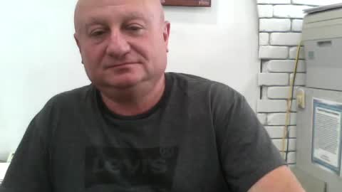 Snapshot of jacob_bron chatting on June 2026 06:23:01 PM jacob_bron online show from June 2026 06:23:01 PM