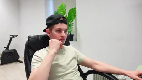 Snapshot of jacob_devon chatting on April 2026 05:13:02 PM JACOB DEVON online show from April 2026 05:13:02 PM