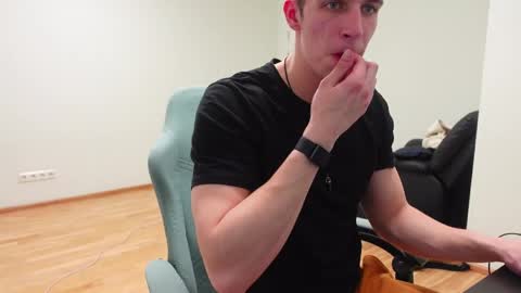 Snapshot of jacob_devon chatting on April 2026 05:30:02 PM JACOB DEVON online show from April 2026 05:30:02 PM