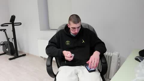 Snapshot of jacob_devon chatting on April 2026 06:10:02 PM JACOB DEVON online show from April 2026 06:10:02 PM