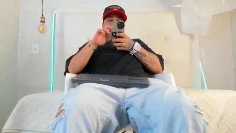 Snapshot of jacob_garciaa chatting on November 2025 06:16:02 AM TJ online show from November 2025 06:16:02 AM