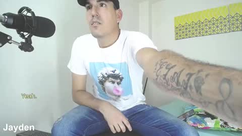 Snapshot of jacobandjayydenn chatting on January 2025 07:16:02 PM Jacob And Jayden online show from January 2025 07:16:02 PM