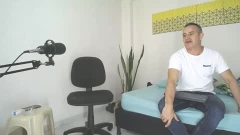 Snapshot of jacobandjayydenn chatting on February 2025 07:13:01 PM Jacob And Jayden online show from February 2025 07:13:01 PM