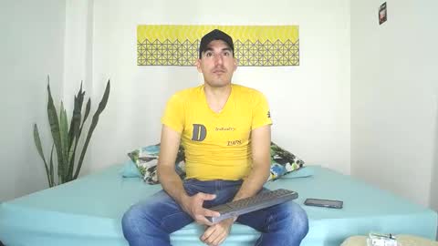 Snapshot of jacobandjayydenn chatting on February 2025 07:00:01 PM Jacob And Jayden online show from February 2025 07:00:01 PM