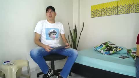 Snapshot of jacobandjayydenn chatting on February 2025 07:30:02 PM Jacob And Jayden online show from February 2025 07:30:02 PM