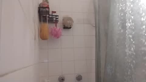 Snapshot of jacobledyit21 chatting on October 2025 10:10:01 PM Shakey j online show from October 2025 10:10:01 PM