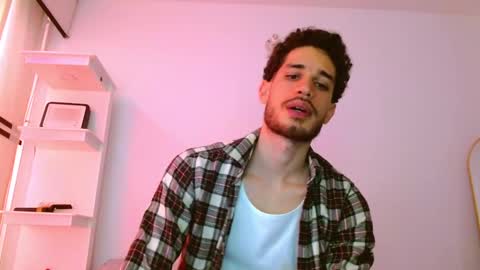 Snapshot of jacobmurphy2103 chatting on September 2025 03:57:01 PM JACOB ROBIN online show from September 2025 03:57:01 PM