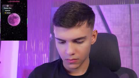 Jacob online show from November 2025 09:51:02 PM