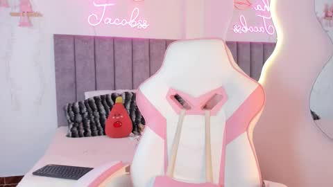 JACOBSS online show from November 2025 10:14:02 PM