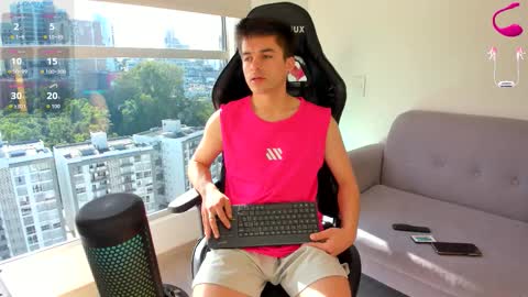 Snapshot of jacobstones_ chatting on November 2025 08:22:02 PM JACOB STONES online show from November 2025 08:22:02 PM