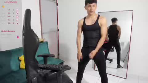 Snapshot of jacques_cardiet chatting on January 2025 08:59:01 PM jacobo online show from January 2025 08:59:01 PM