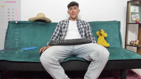 Snapshot of jacques_cardiet chatting on January 2025 07:07:01 PM jacobo online show from January 2025 07:07:01 PM