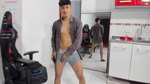 Snapshot of jacques_cardiet chatting on February 2025 06:13:02 PM jacobo online show from February 2025 06:13:02 PM