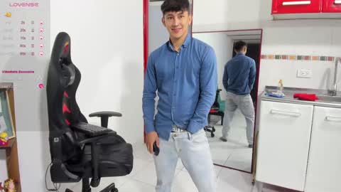 Snapshot of jacques_cardiet chatting on February 2025 11:32:02 AM jacobo online show from February 2025 11:32:02 AM