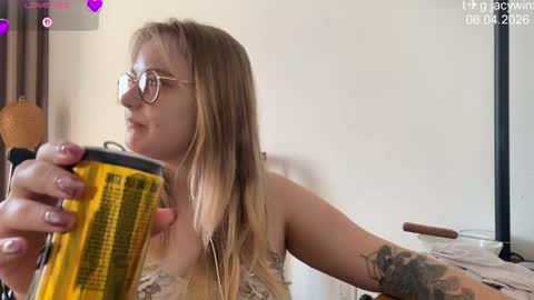 jacywinslat online show from April 2026 09:43:01 AM