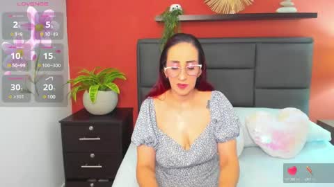 Snapshot of jadde13 chatting on December 2024 02:46:01 AM Jadde online show from December 2024 02:46:01 AM