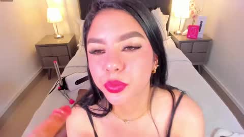  Jade Bonnet online show from September 2025 12:07:01 PM