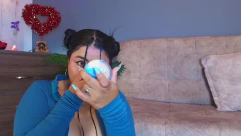 Snapshot of jade_brunnette chatting on May 2026 08:26:02 PM Jade Brunete online show from May 2026 08:26:02 PM