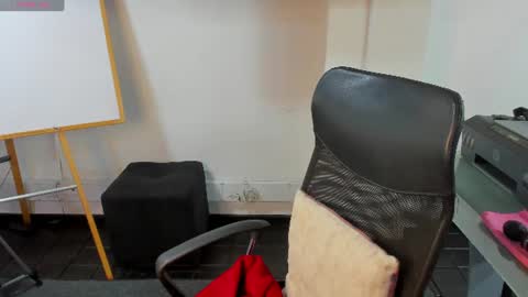 jade_connor online show from July 2026 07:28:02 PM