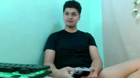 jade_halo online show from April 2026 03:12:01 PM