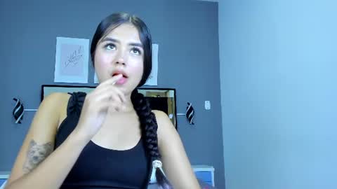 jade_lovv online show from July 2026 07:35:02 PM