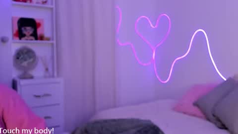 jade_naughty online show from November 2025 09:03:01 PM