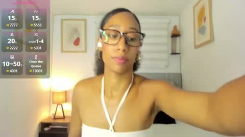 Snapshot of jade_obi chatting on March 2025 04:28:02 PM Jade smile online show from March 2025 04:28:02 PM