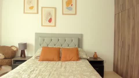 Snapshot of jade_obi chatting on September 2025 03:37:01 PM Jade smile online show from September 2025 03:37:01 PM