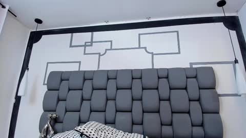 Jade  online show from February 2025 10:59:01 AM