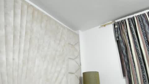 Jade  online show from November 2025 10:26:01 AM