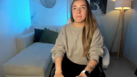 Snapshot of jade_vela chatting on September 2025 07:15:01 PM jade_vela online show from September 2025 07:15:01 PM