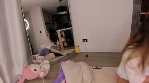 Jade online show from December 2024 03:15:01 AM