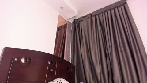 Jade online show from January 2025 03:23:02 AM