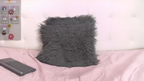 Snapshot of jadeadamsxx chatting on January 2025 04:02:01 PM Jadeadamsxx online show from January 2025 04:02:01 PM