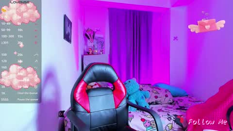 Snapshot of jadebenett chatting on March 2026 03:32:01 AM Jade Benett online show from March 2026 03:32:01 AM