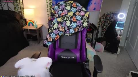 Snapshot of jadebunnie chatting on March 2025 03:37:02 AM Bunnie Jade online show from March 2025 03:37:02 AM