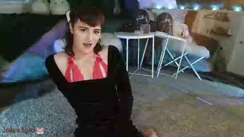 Snapshot of jadedfemboy chatting on December 2024 10:02:02 PM Jaden Lynx online show from December 2024 10:02:02 PM