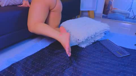 jadee__ online show from March 2026 02:40:01 AM