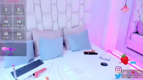 Jade Red  online show from March 2025 02:44:02 PM