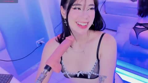 Snapshot of jadee_reed chatting on April 2026 10:56:02 PM Jade Red online show from April 2026 10:56:02 PM